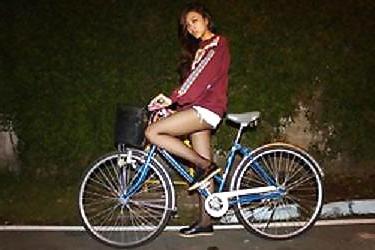 25P Female sexy legs nylon bicycle