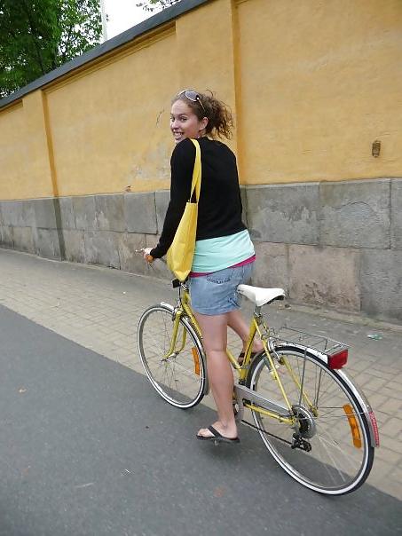 25P Female sexy legs nylon bicycle