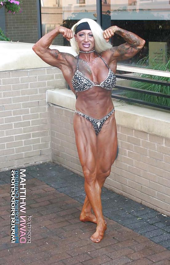 25P Muscle and fitness babes