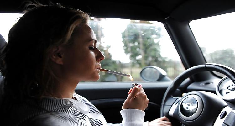 18P Smoking 018