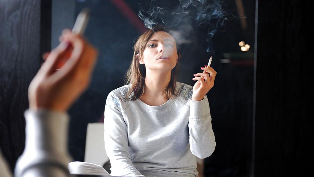 18P Smoking 018