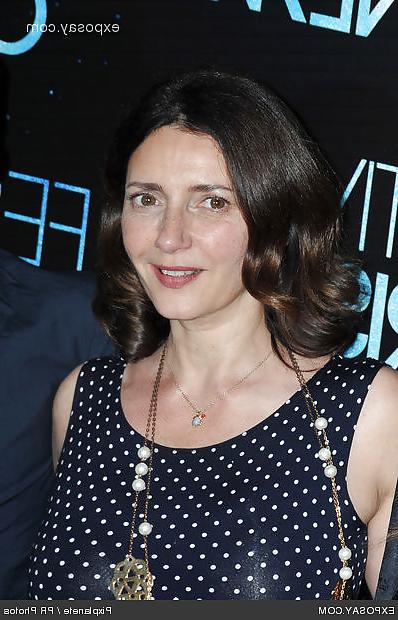 25P Valeri Karsenti - French big boobs MILF actress