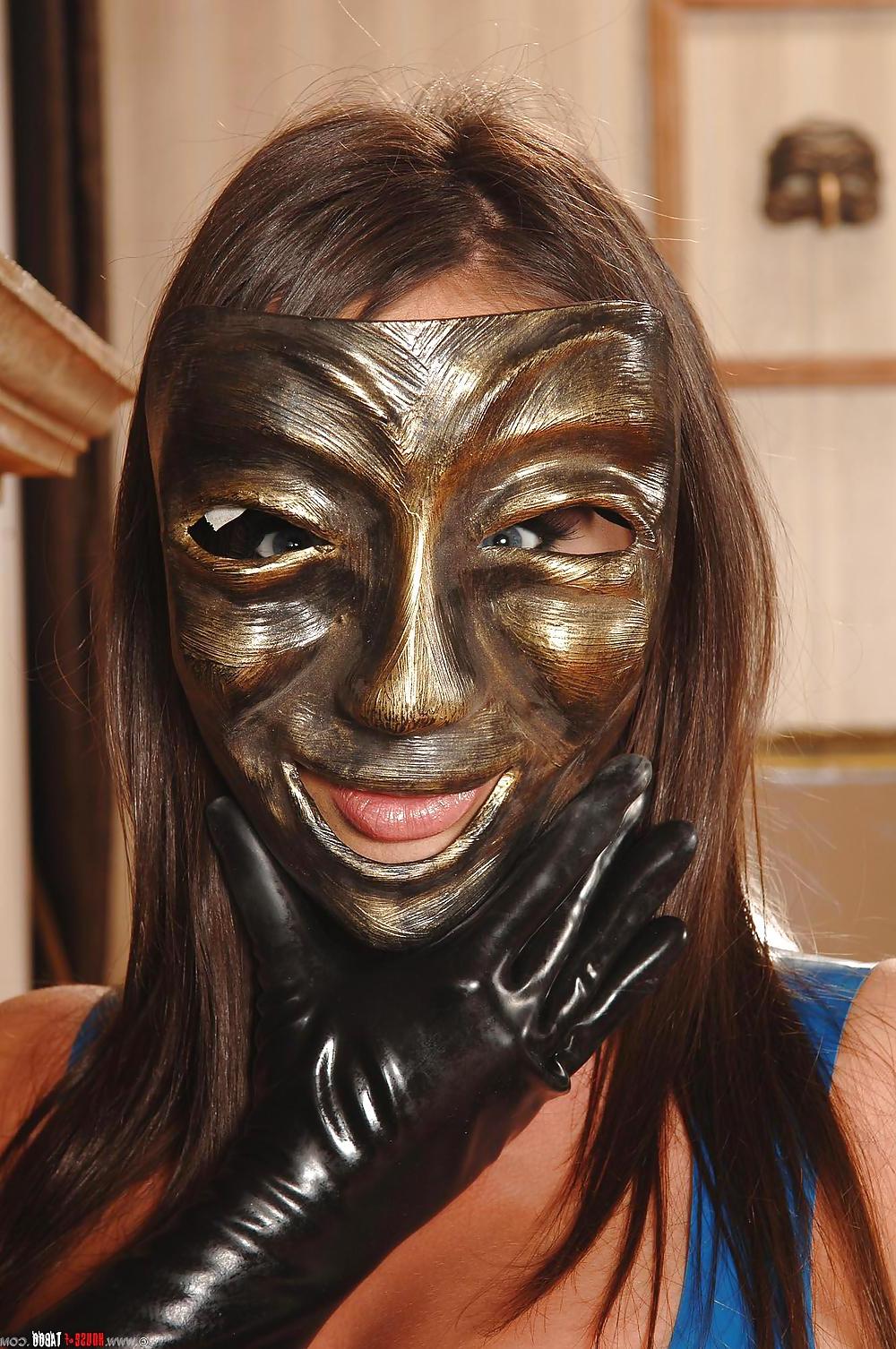20P Latex, boots and gloves