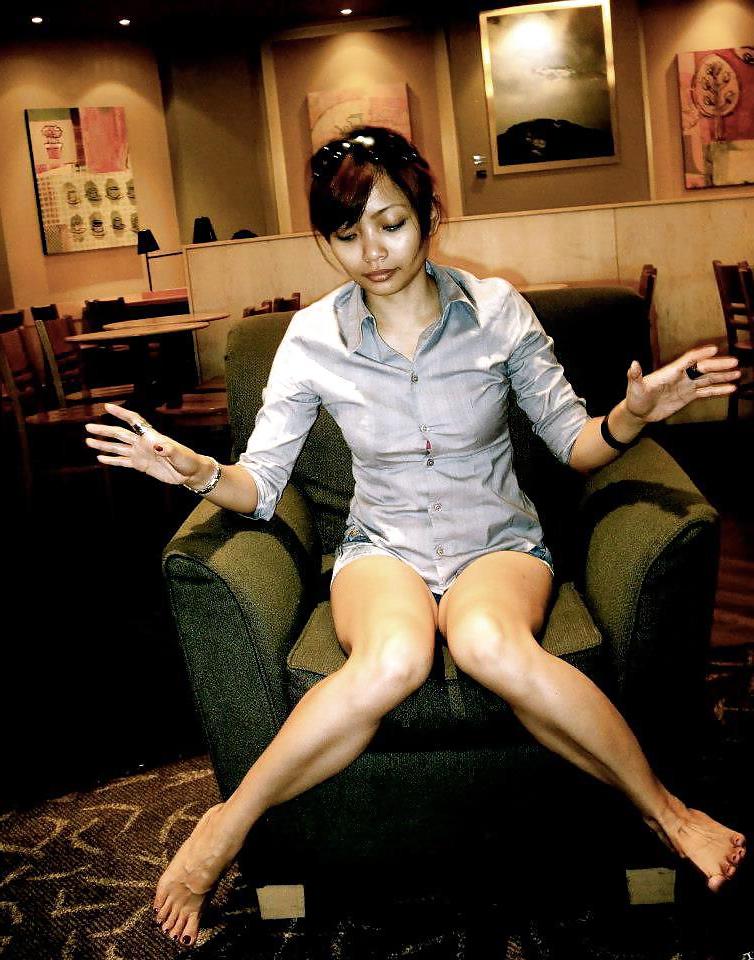 25P VITA DEWI INDONESIAN SLUT