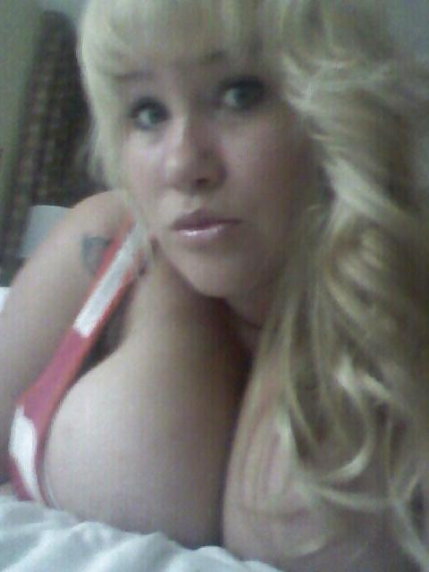 20P Huge Tits, Tight Tops 63