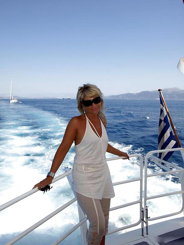 25P Hot blonde euro milf nn