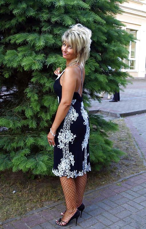 25P Hot blonde euro milf nn