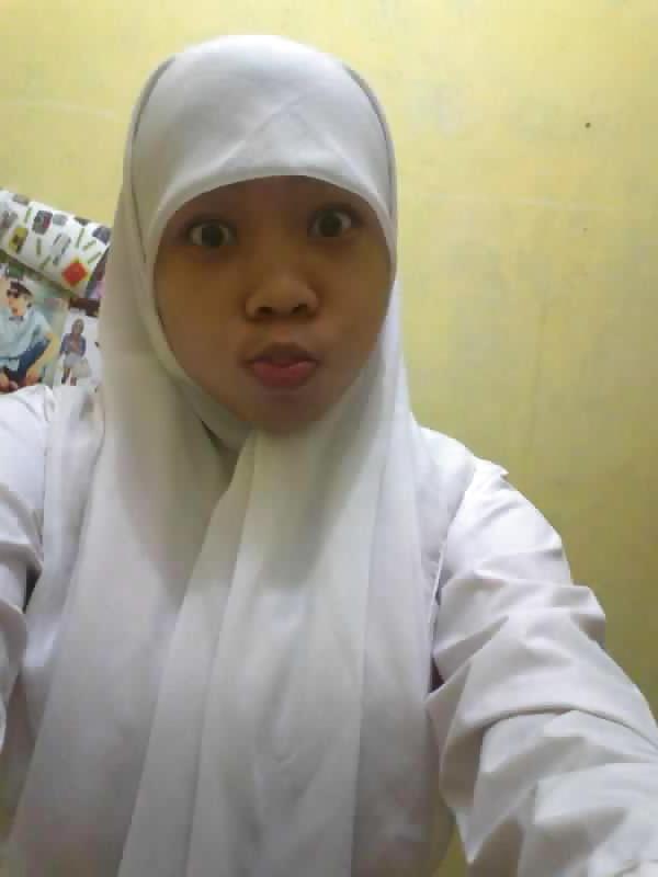 25P Indonesian Uchy M Agustina Prianti