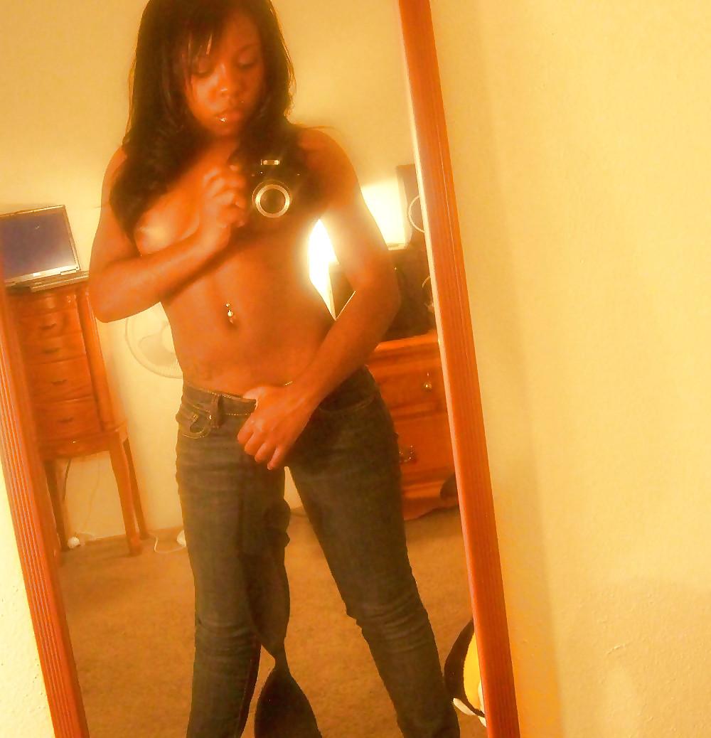 25P Amateur Black Girls 12
