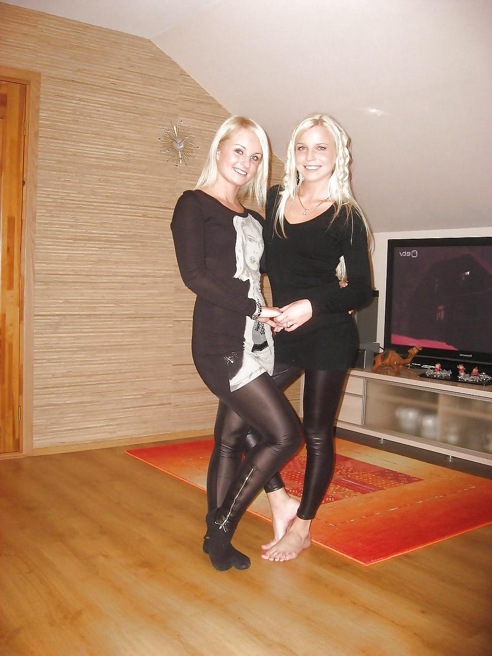 25P Girls in lycra or spandex leggings