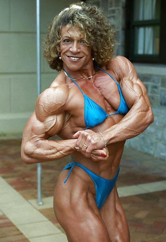 25P Muscle babes