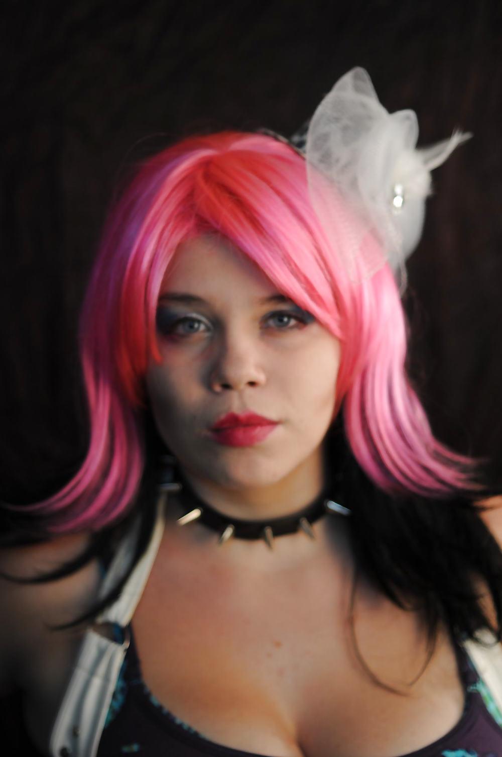 12P Genderbend Photoshoot