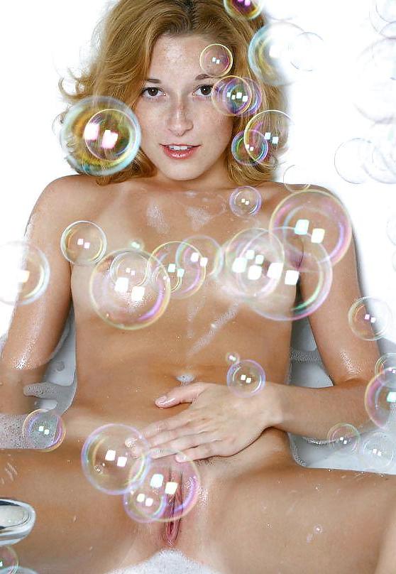 21P Teens and Tits and Pussys