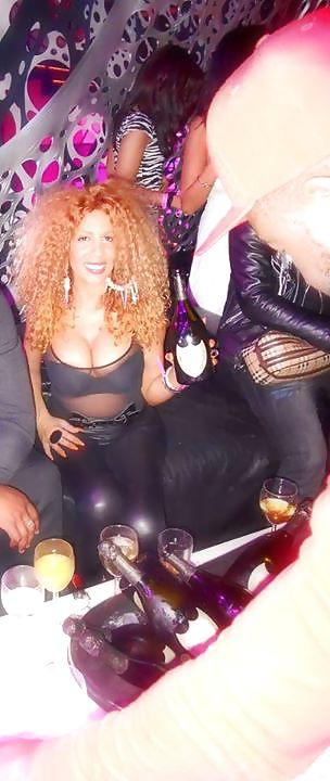 25P Afida big boobs she sucks very well bitch grosse chienne