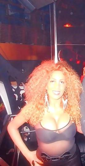 25P Afida big boobs she sucks very well bitch grosse chienne