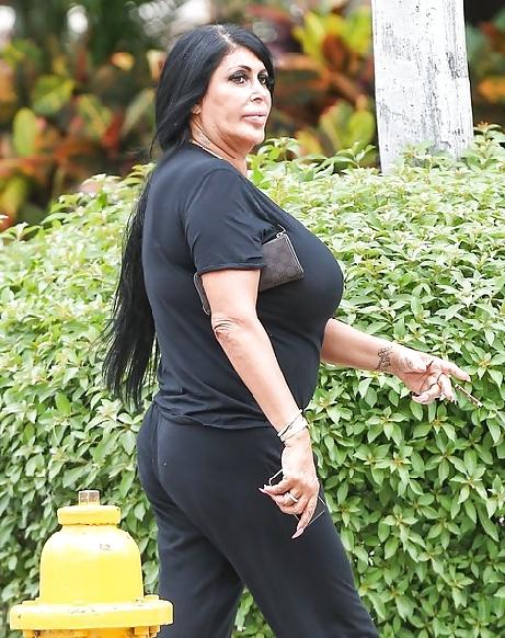 20P HUGE Titted Cunt Big Ang