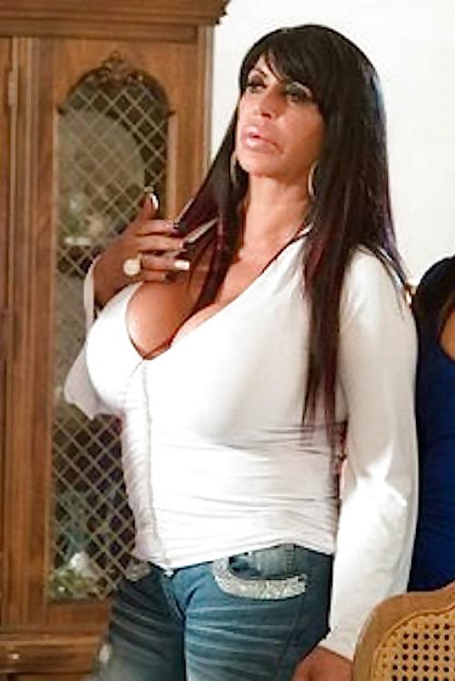 20P HUGE Titted Cunt Big Ang