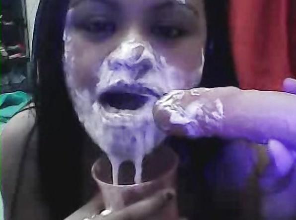 25P My thai friend messy face show on ym