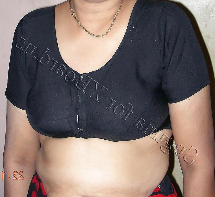 22P Indian aunty 118