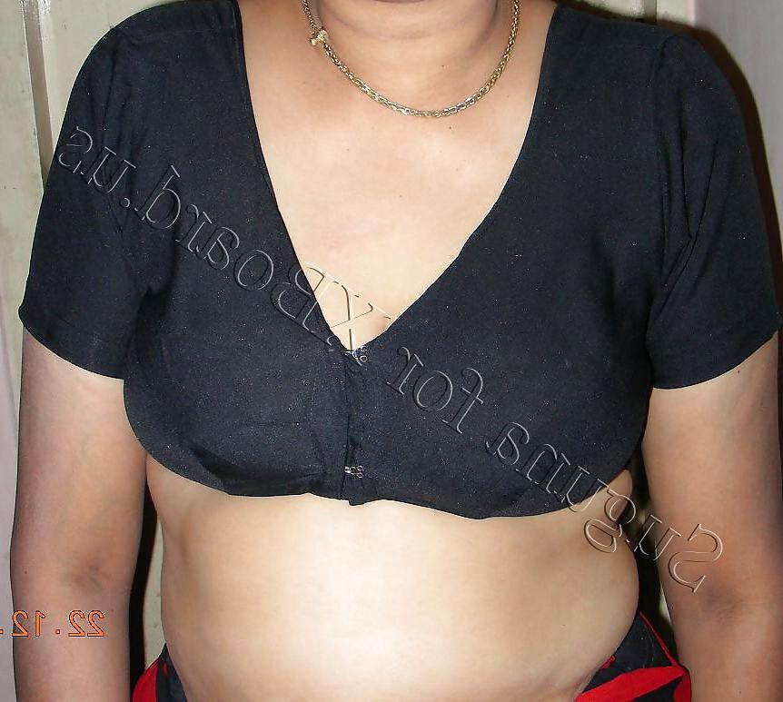 22P Indian aunty 118