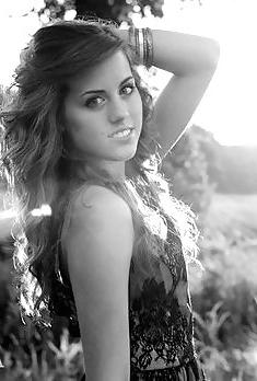 24P Angie Miller (American Idol Hottie)