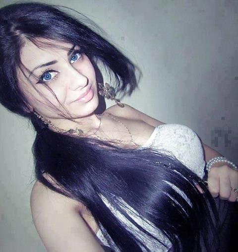 15P Beautiful Indian Girls 57-- By Sanjh