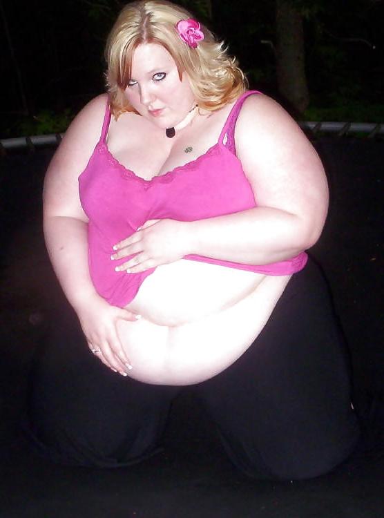 25P Big Belly Babes 6