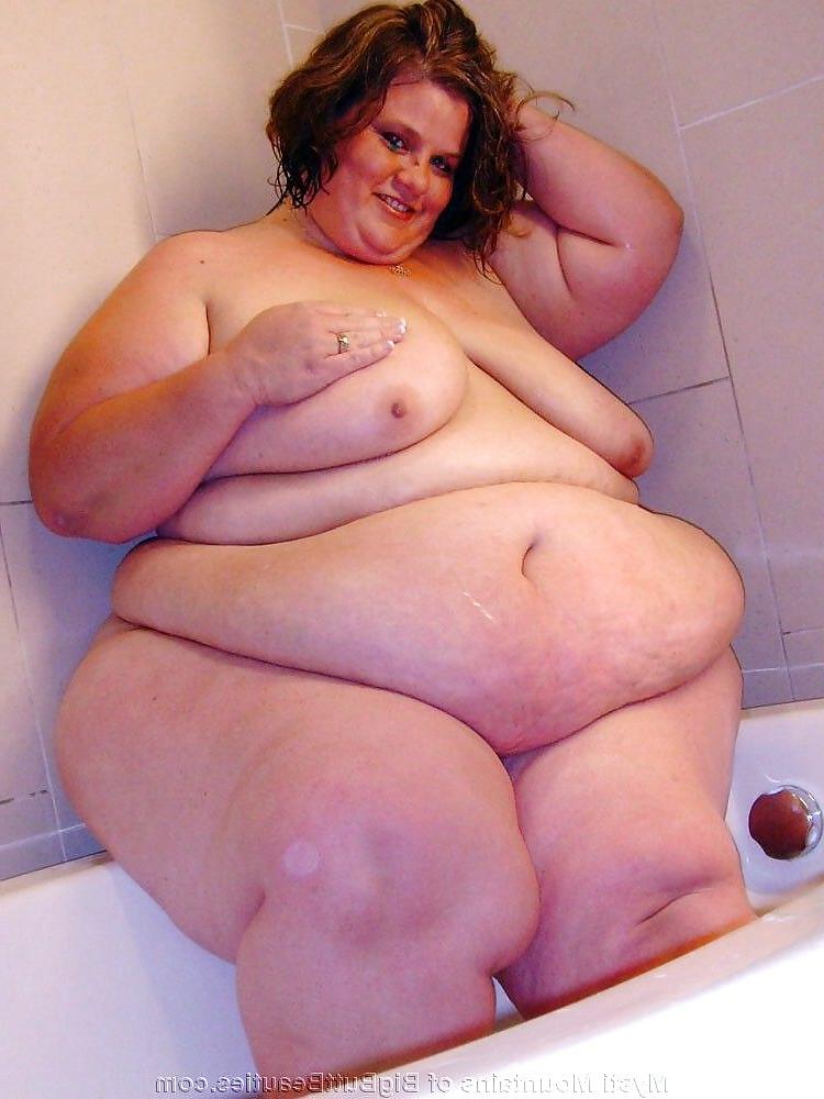 17P Big Belly Babes 5