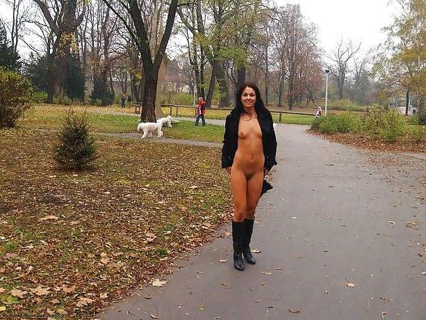 25P Crazy girls flashing in public places 4