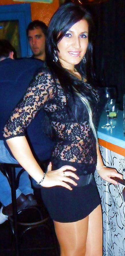 25P ONLY. BRUNETTE MATURES & MILFS (DRESSED)