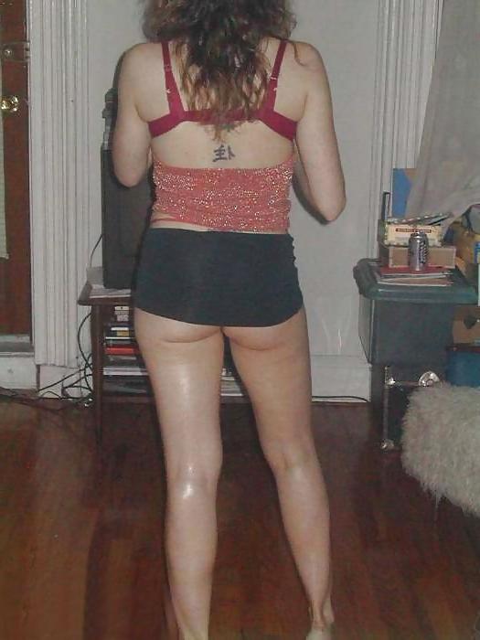 16P Showing her boobs and legs
