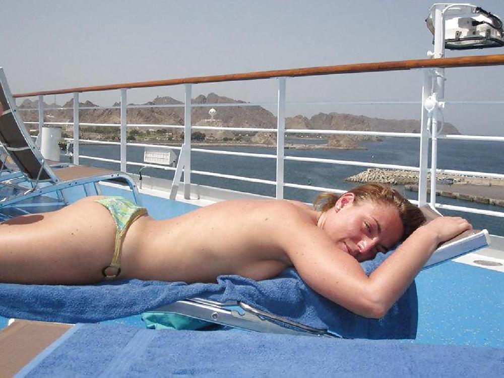 11P Italian milf: azzurra
