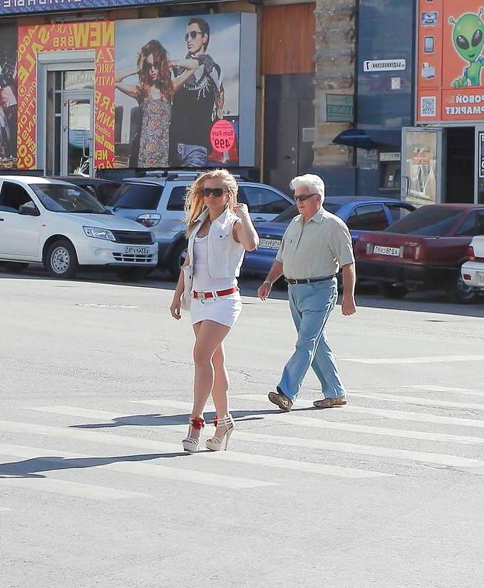 17P Mini Skirt Babes in Public 