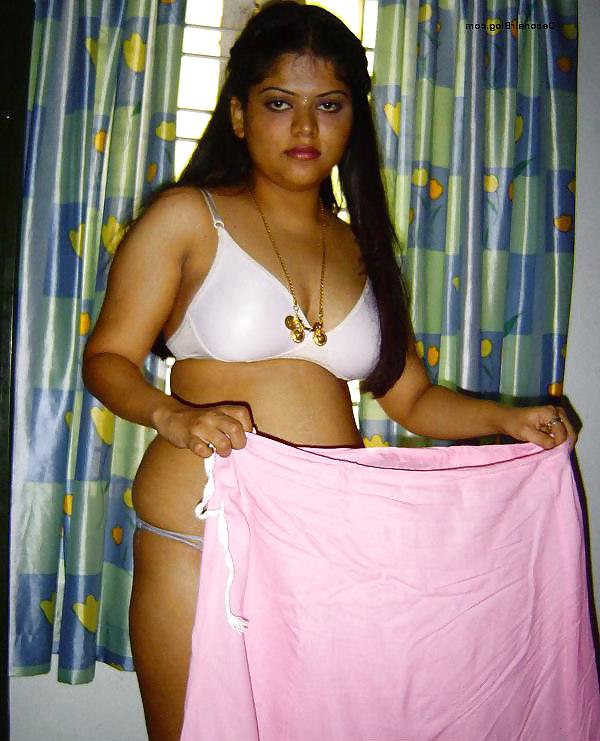 25P Indian hot aunti