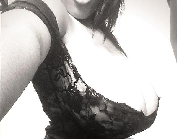 25P Huge Tits, Tight Tops 67