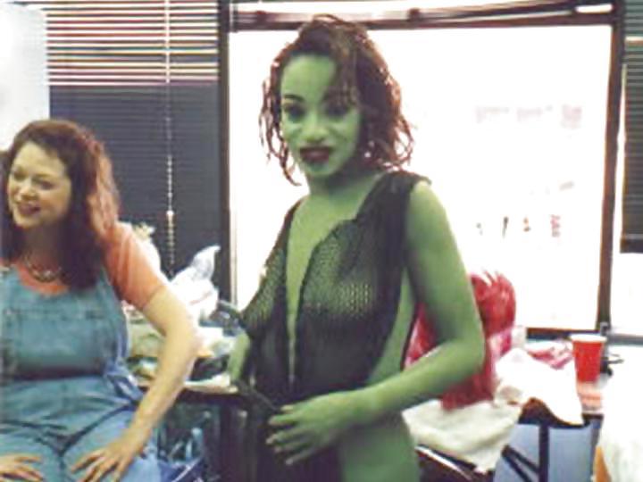 25P Star Wars Babes Nude Dressed and Undressed 