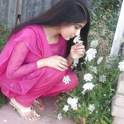 25P Beautiful Indian Girls 48 NON PORN-- By Sanjh