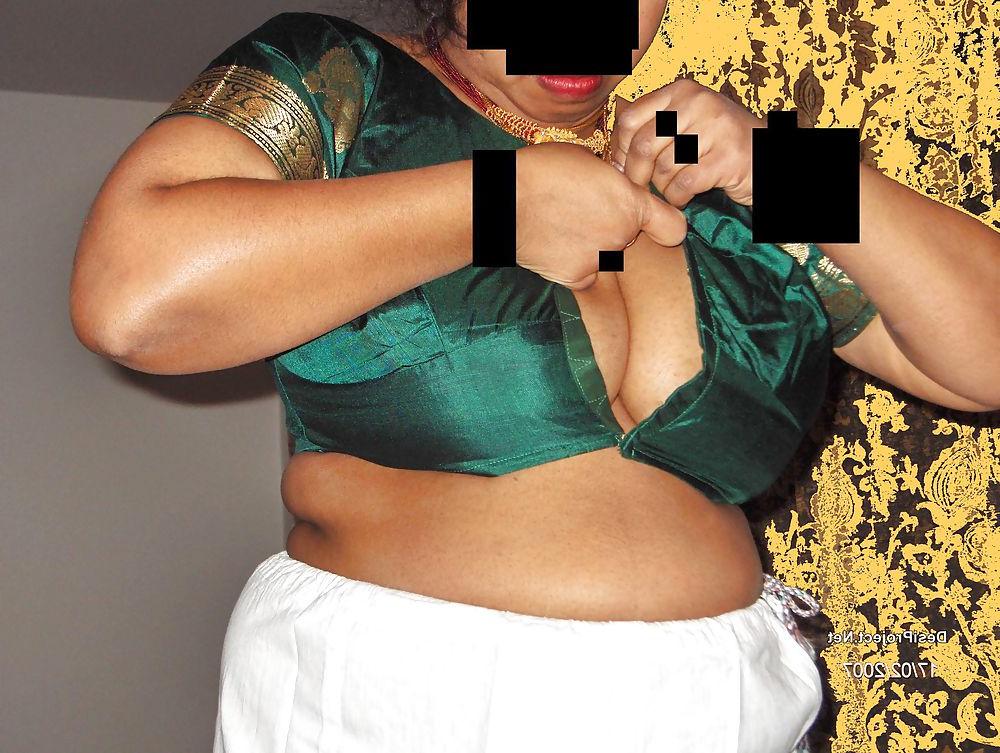 14P Indian aunty 72