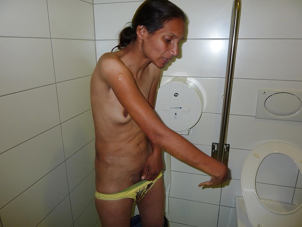 17P Not A Crack Whore