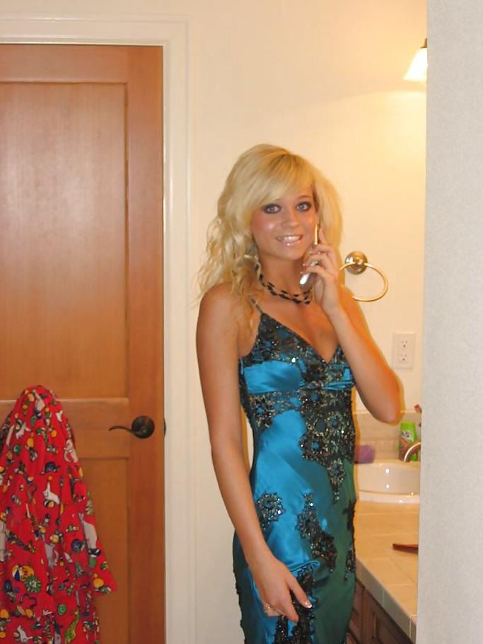 25P Stohlen pix from an American college beauty