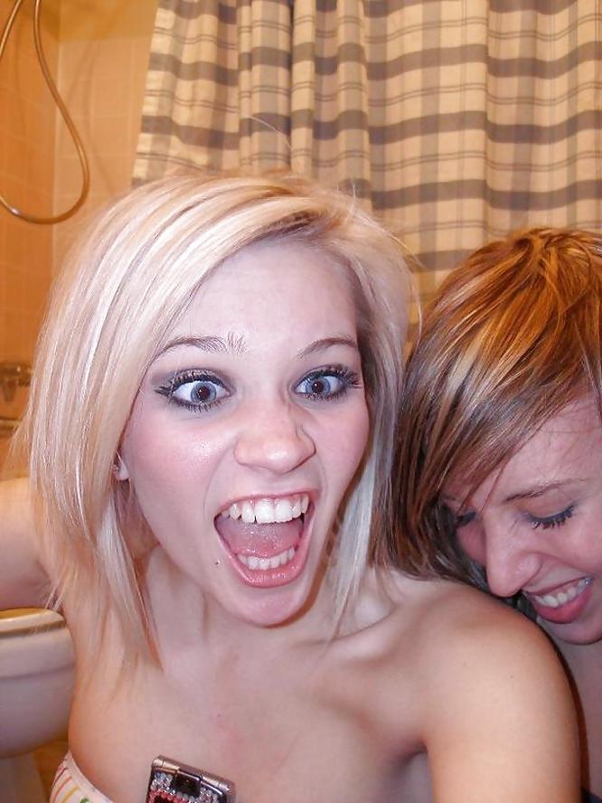25P Stohlen pix from an American college beauty