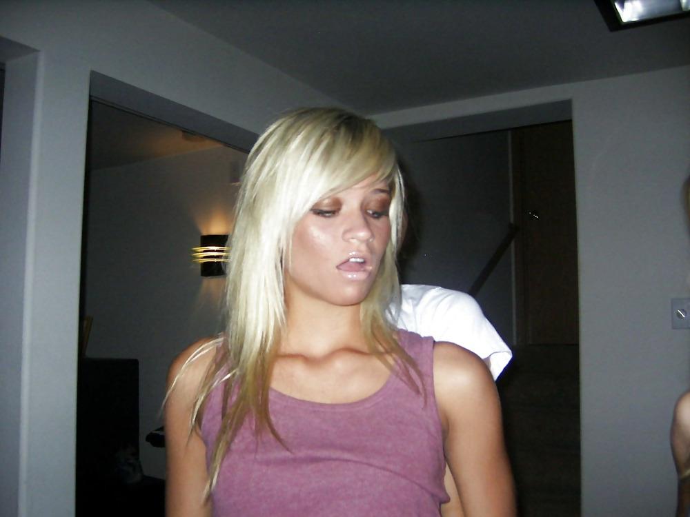 25P Stohlen pix from an American college beauty