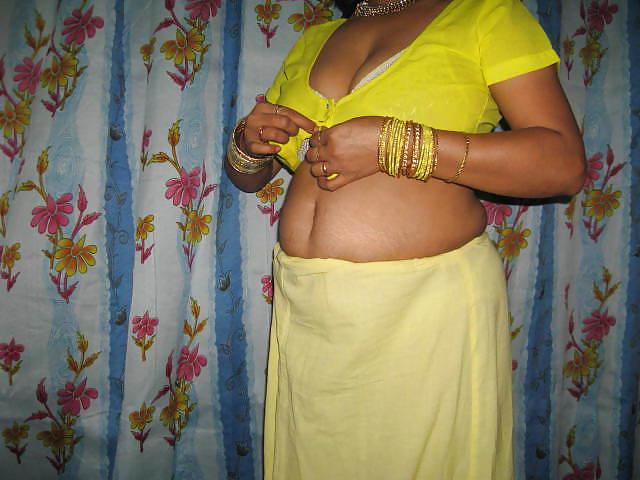23P Indian Aunty 185