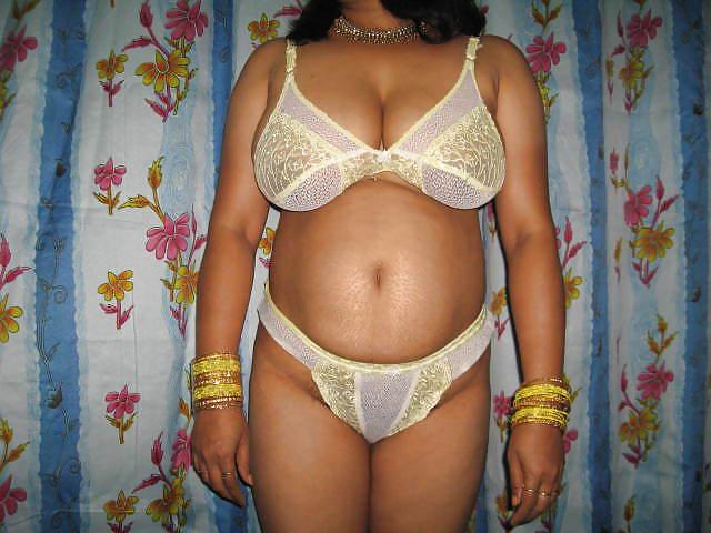 23P Indian Aunty 185