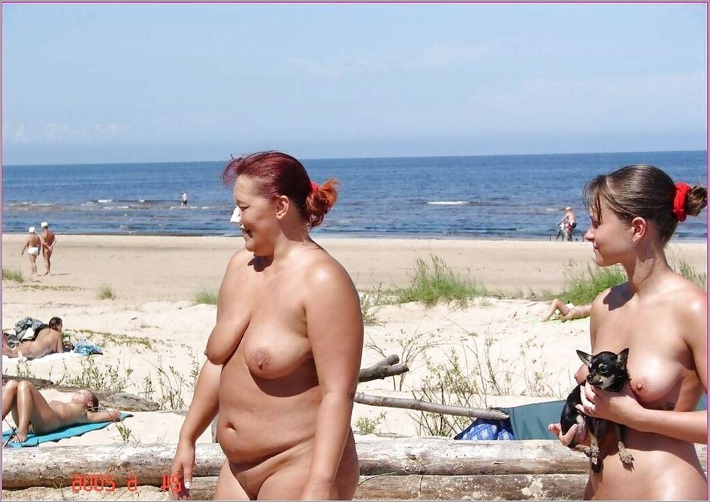 20P Saggy tits 48.