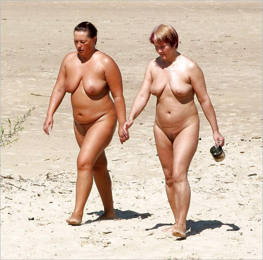 20P Saggy tits 48.