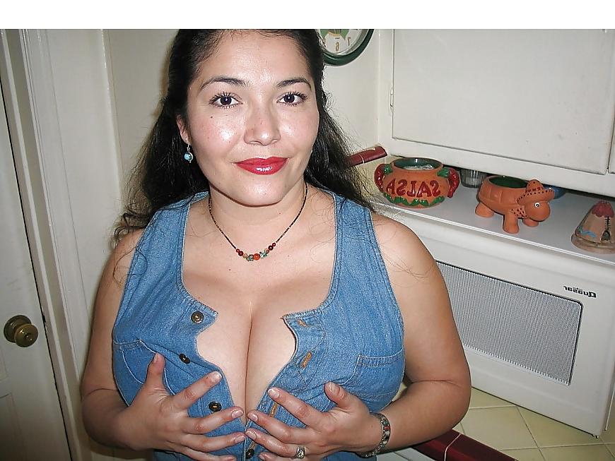 25P Big tit latin mama 11