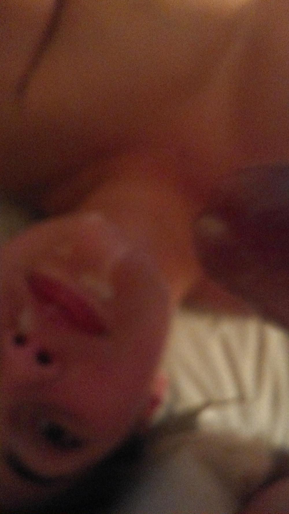 7P Masturbating 