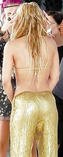 25P Shakira - Best Ass Butt Bum Photos ..Hot!
