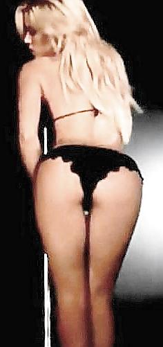 25P Shakira - Best Ass Butt Bum Photos ..Hot!